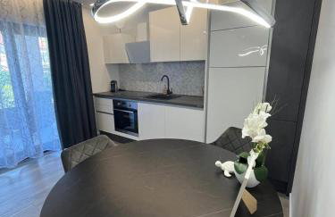 HelaMoni, New 5 Star 2 Person apartments with pool - Foto 49