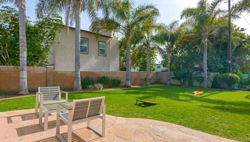 Ultimate Beach Bungalow - 1 block from beach - huge backyard - Foto 2, Garden, Garden view