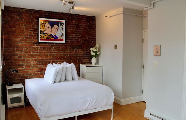 Maverick Suites at 402 Columbus Ave - Foto 16