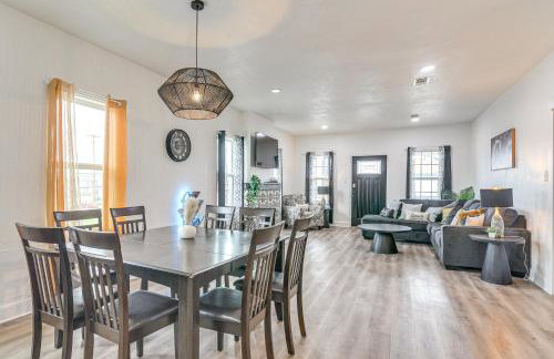 Backyard Movie Nights! Galveston Beach Retreat - Foto 1