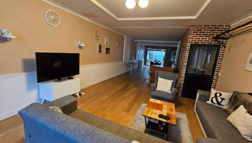 Charming family house with large terrace - Foto 2