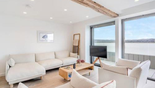 Beach Haven - Photo 2