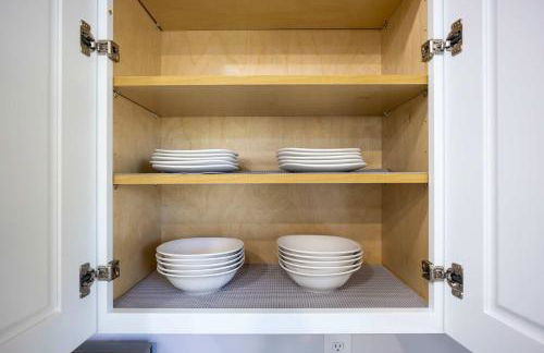 2 Min to Downtown - 9 to Elon - Fast Wi-Fi - Foto 43