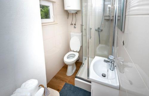 Stone House Lola - Two Bedroom Holiday Home - Photo 29