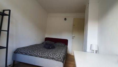 Appartement calme 3 chambres avec lit double Wifi - Parking facile - Foto 5