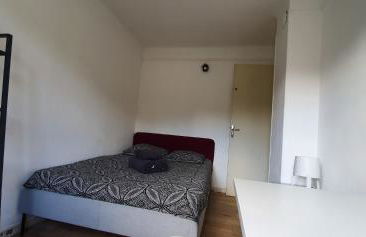 Appartement calme 3 chambres avec lit double Wifi - Parking facile - Foto 5