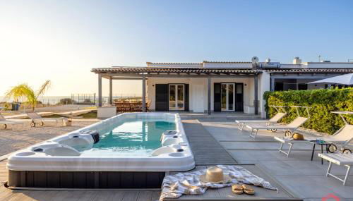 Villa con piscina e SPA sul mare - Foto 5, sunbed