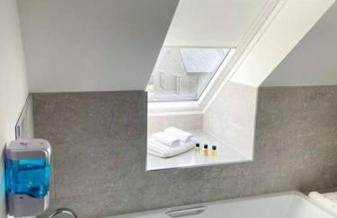 Cosy Country Modern Studio with Patio Space. - Photo 9