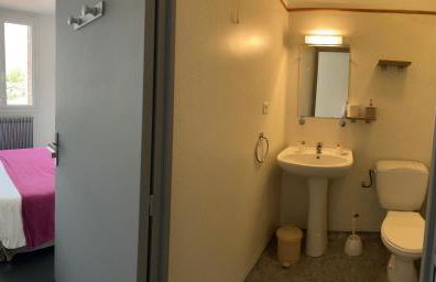 CHAMBRE PRIVE PROCHE de LA GARE SNCF - Foto 7