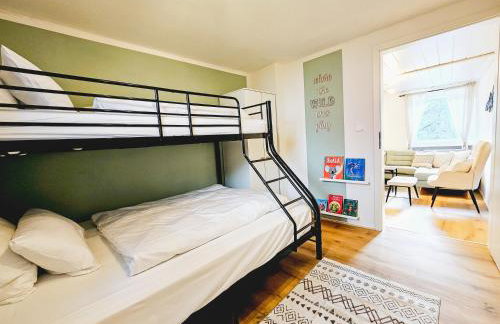 Entire farmhouse for groups with 4 bedrooms near Rhine Falls & Zurich Airport - Foto 11