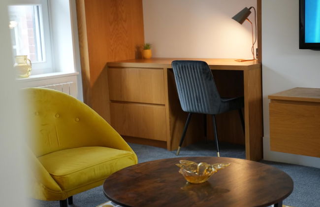 Charming 1-bed & Balcony Flat in Merthyr Tydfil - Foto 16