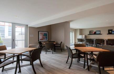 CozySuites at LTV - Foto 24