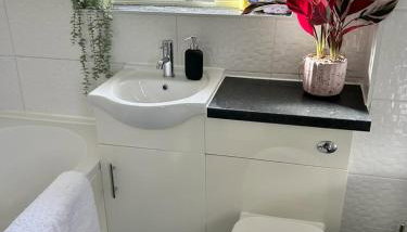 Stylish 3 Bed House Hitchin - Foto 5