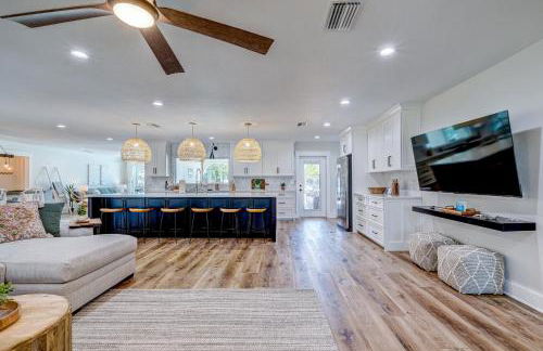 NEW! Cortez Cabana! Canal front home with heated pool & boat dock! - Foto 13