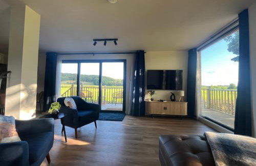 Unbox at Poplar Tree - Photo 20