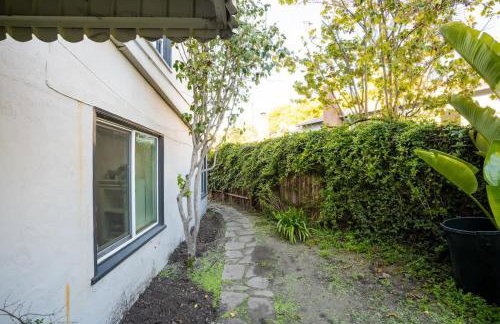 Garden Oasis Cozy Home Near Bart Shop with Parking - Photo 26