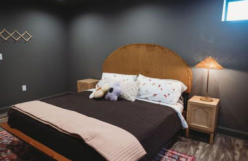 Ode to the '70's creative private home with pool - Foto 25