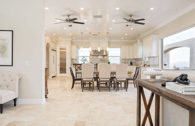 Incredible Estate w/ Panoramic Views & Bocce Ball Court! Malbec by Avantstay - Photo 51