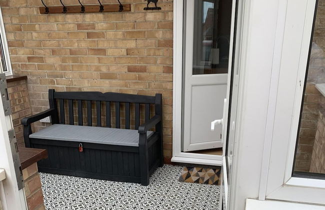 Vale View - Sleeps 6 - Pets Ok - Garden - Parking - Foto 17