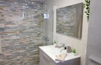 Apartment Portonovo La Paloma Amazing sea view & swimming pool-good wifi -free AC- private parking - Foto 14