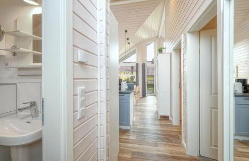 Nice Home In Krems Iiwarderbrück - Foto 17