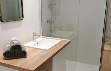 Les appartements du centre, refaits à neuf, climatisés, hyper centre, 50m à pieds des commerces, restaurants, parking gratuit - Foto 51