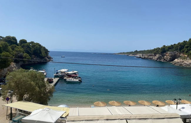 Alonnisos Beachfront Nest - Cozy Summer Getaway - Foto 6