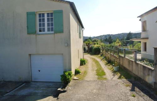 maison spacieuse et lumineuse+ studio - Foto 16