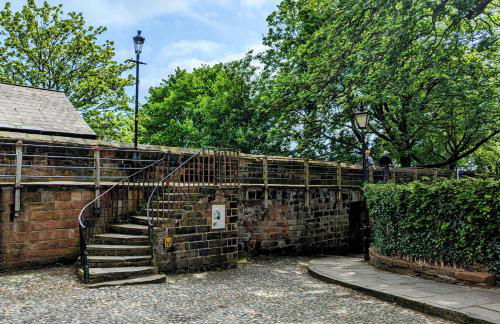 Enjoy the Pause Holiday Home, Chester - Photo 90