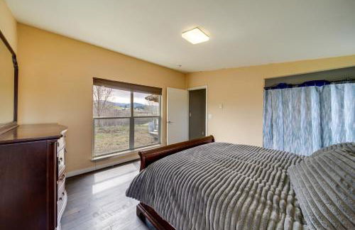 Lake-View 4-Season Retreat in Republic! - Photo 14