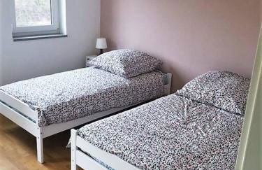 Tolle große Wohnung mit Kamin und Terrasse - Foto 10