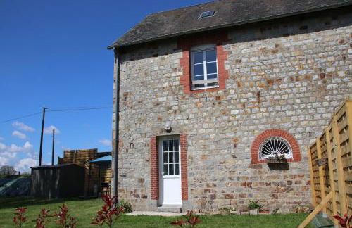 Le Vieil Home, au pied de la cité médiévale - Foto 15