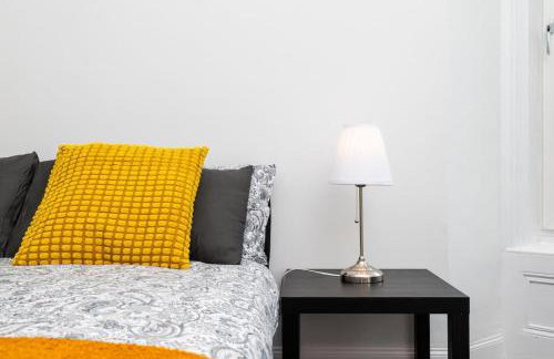 5 Individual Beds - Free Parking - Foto 19