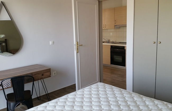 Ria's Deluxe Apartments - Photo 6