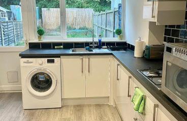 Sittingbourne, Kent - Photo 16