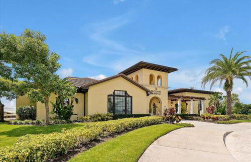 Cozy 3 Bedroom Townhouse Near Disney w/ Patio - Foto 28