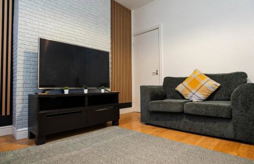 Comfy 4 Bed House near Notts City Centre - FREE Parking - Foto 74