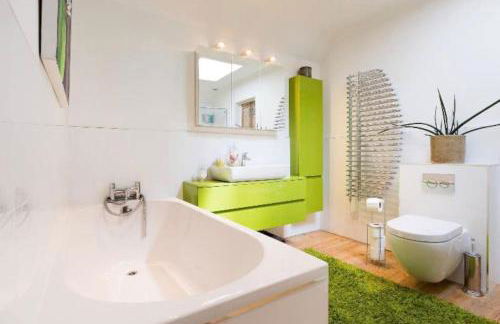 6 bedrooms beautiful home 3 bathrooms, quiet location with garden near Legoland Windsor Heathrow - Foto 26