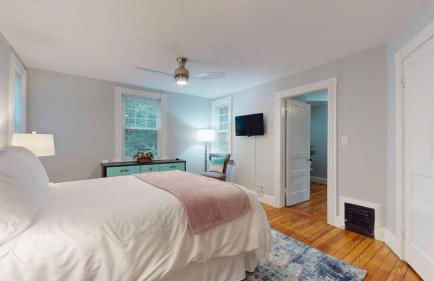 Renovated, Victorian, In-Unit Laundry & Kitchen - Foto 7