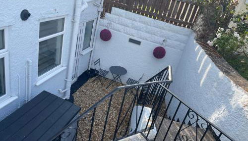 Leerick Cottage - Photo 2