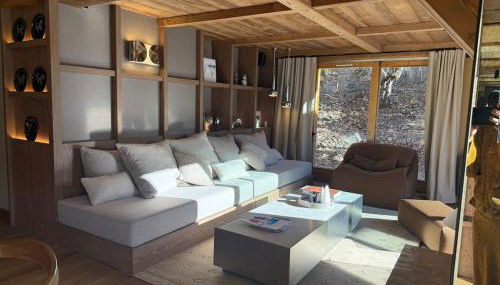 Before making a request, please read my host profile at the bottom of the page # Chalet Pinar - ski-in I ski-out with terrace - Foto 1