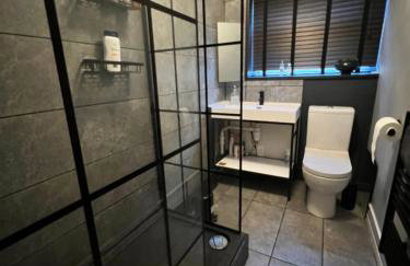 1 Bed Flat - Walton-on-Thames - Foto 17