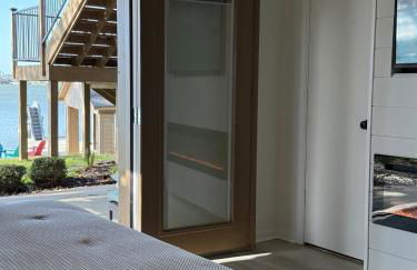 Ultimate Lake Resort Xtravaganza - Luxury - Waterfront - Boathouse - Sleeps 18 - Photo 22