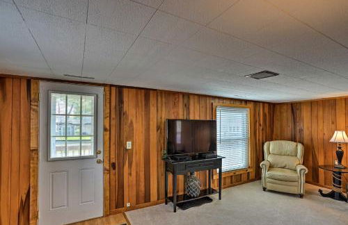 Home with Lake-View Deck by Camp Perry and Magee Marsh - Foto 9
