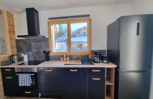 Magnifique chalet avec terrasse, jardin et sauna extérieur - Foto 21