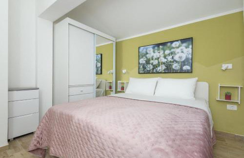 Pinia Apartment Split - Photo 4