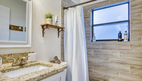 Summer Spot! Renovated Historic Avondale Gem 6BR Sleeps 12 - Foto 2, towels, Shower