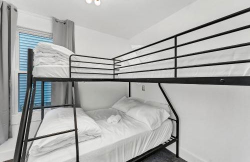 Centrally Located Modern Apartment - Foto 33