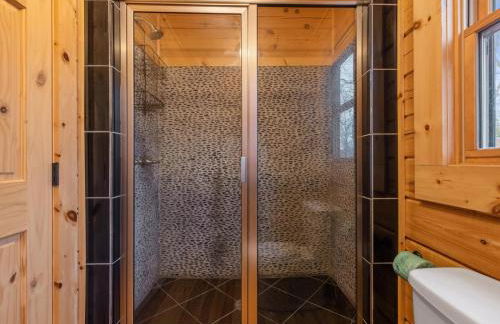 Rivendell - Stunning Views, Fireplace, Hot Tub, Billiards Table, Outdoor Fire Pit - Morganton, GA - Foto 22