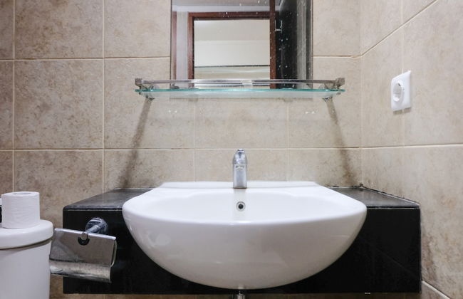 Simply 2Br (No Kitchen) At Apartment Marbella Suites Dago Pakar Bandung - Photo 19